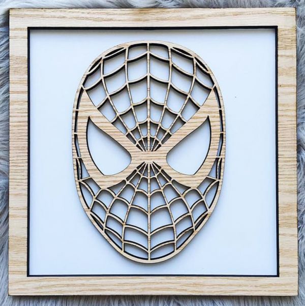 Wooden Spiderman mask decoration